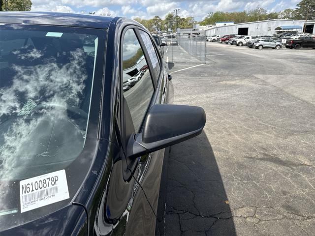 used 2022 Chevrolet Equinox car, priced at $19,403