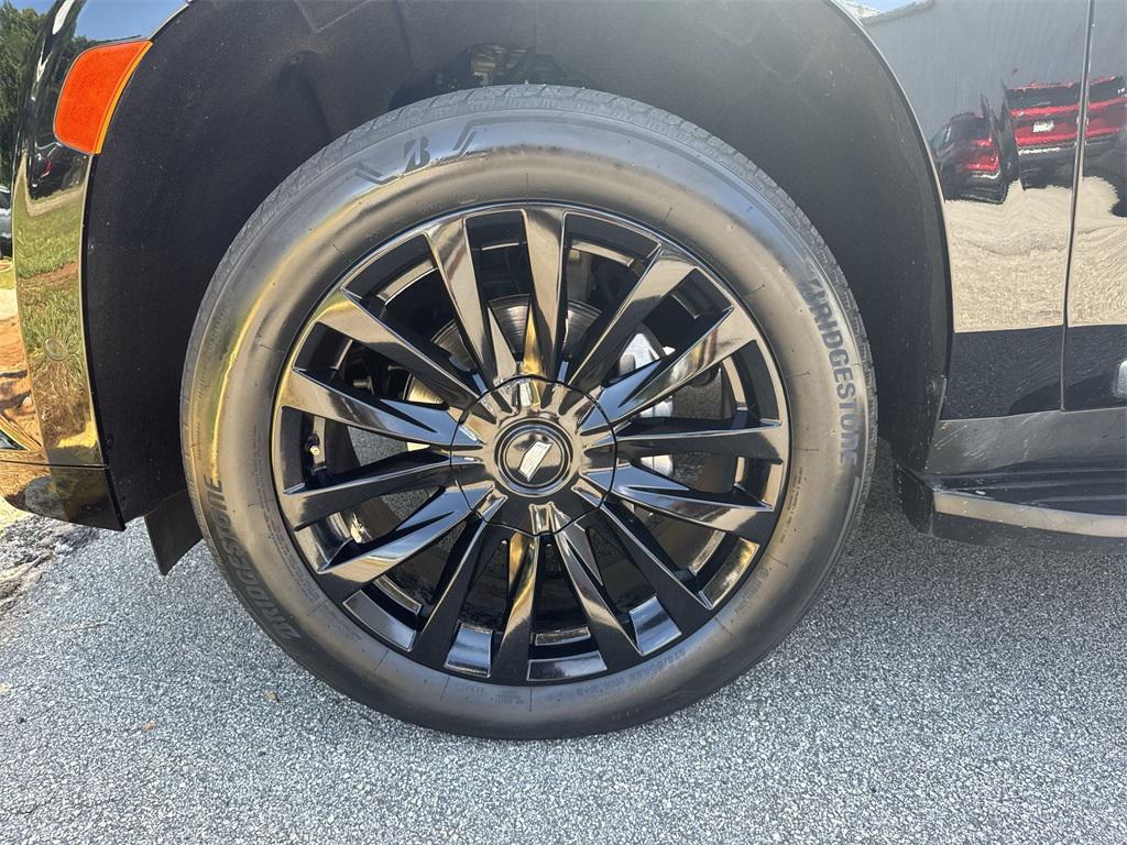 used 2023 Cadillac Escalade ESV car, priced at $61,963