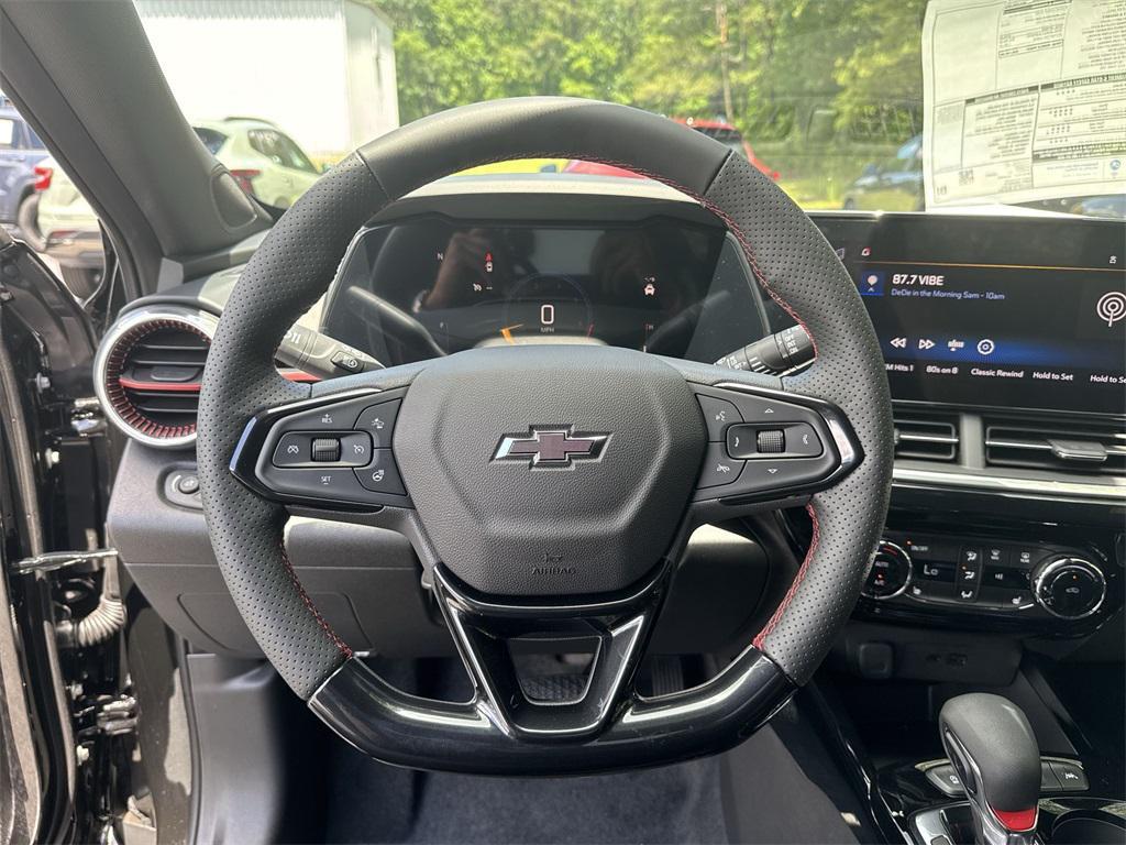 new 2025 Chevrolet Trax car, priced at $24,736
