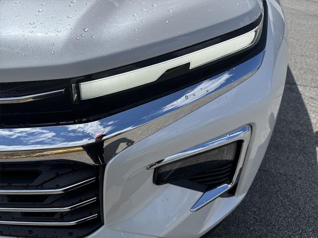 new 2025 Chevrolet Traverse car, priced at $43,540