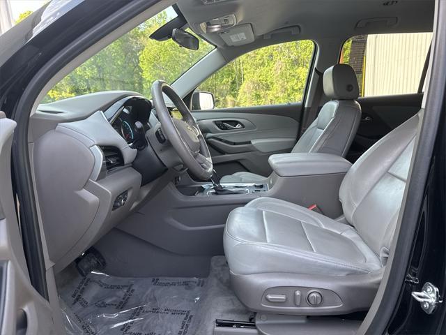 used 2020 Chevrolet Traverse car, priced at $27,491