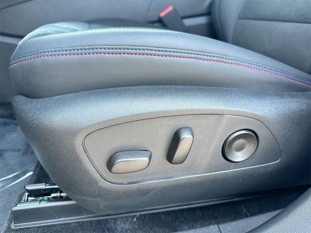 used 2024 Chevrolet Blazer EV car, priced at $28,892