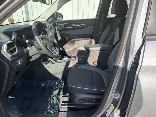 new 2025 Chevrolet TrailBlazer car, priced at $26,666