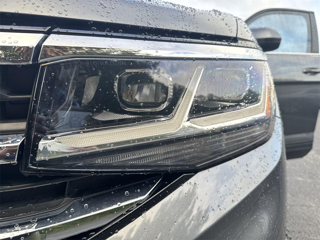 used 2022 Volkswagen Atlas Cross Sport car, priced at $25,491