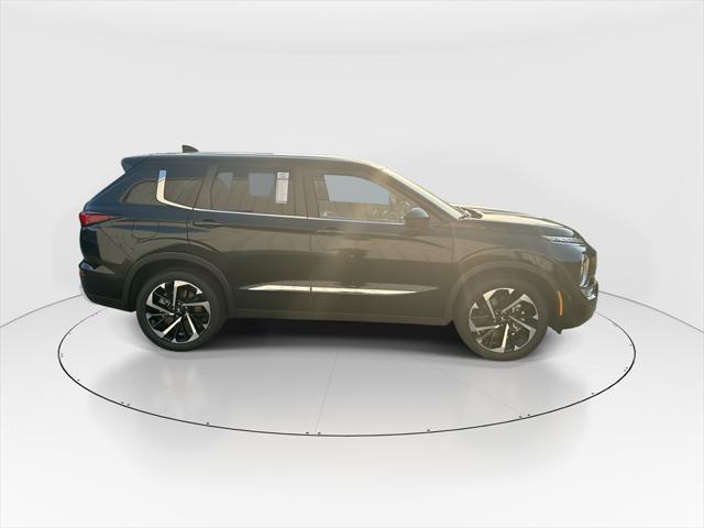 used 2023 Mitsubishi Outlander car, priced at $24,842