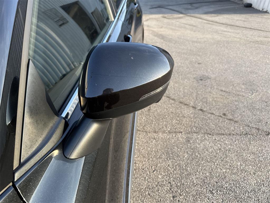 used 2023 Mitsubishi Outlander car, priced at $23,197
