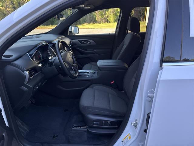 used 2023 Chevrolet Traverse car, priced at $26,691