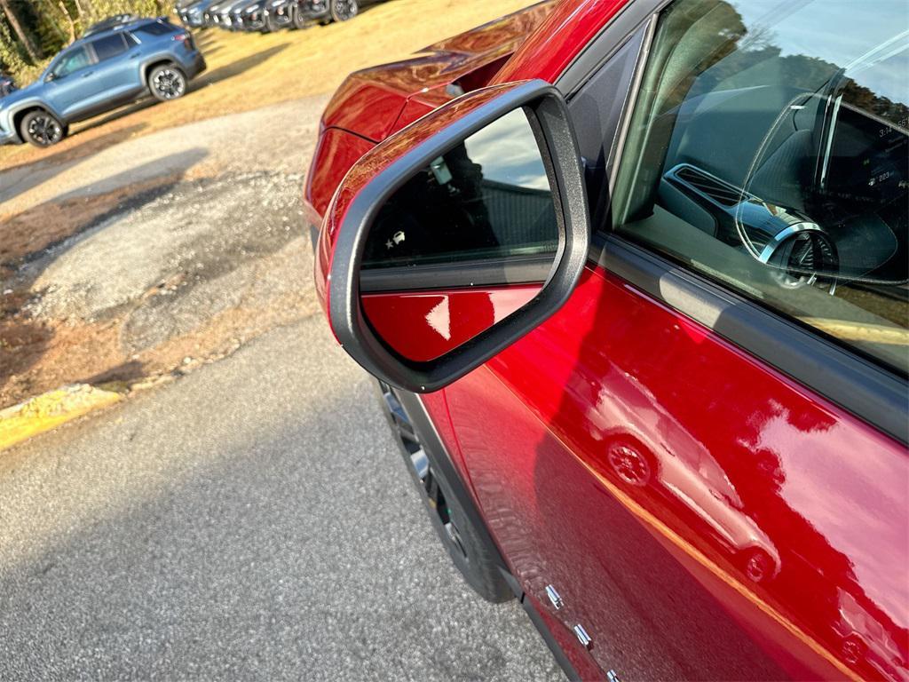 new 2026 Chevrolet Equinox car, priced at $32,547