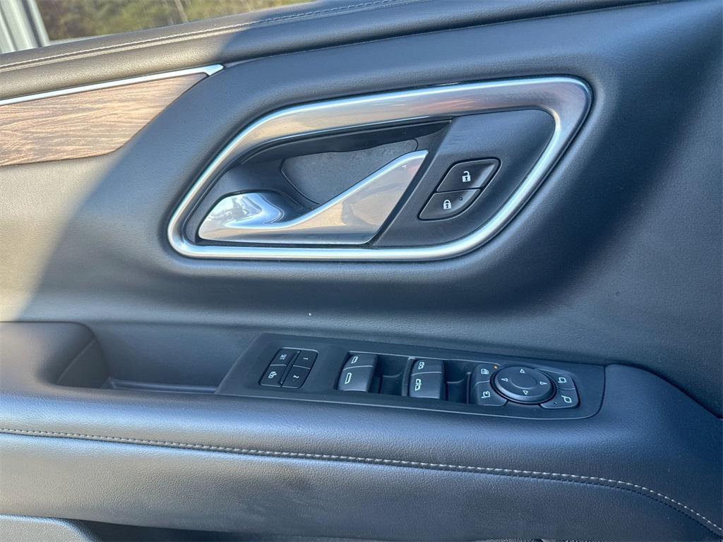 used 2021 Chevrolet Suburban car, priced at $41,444