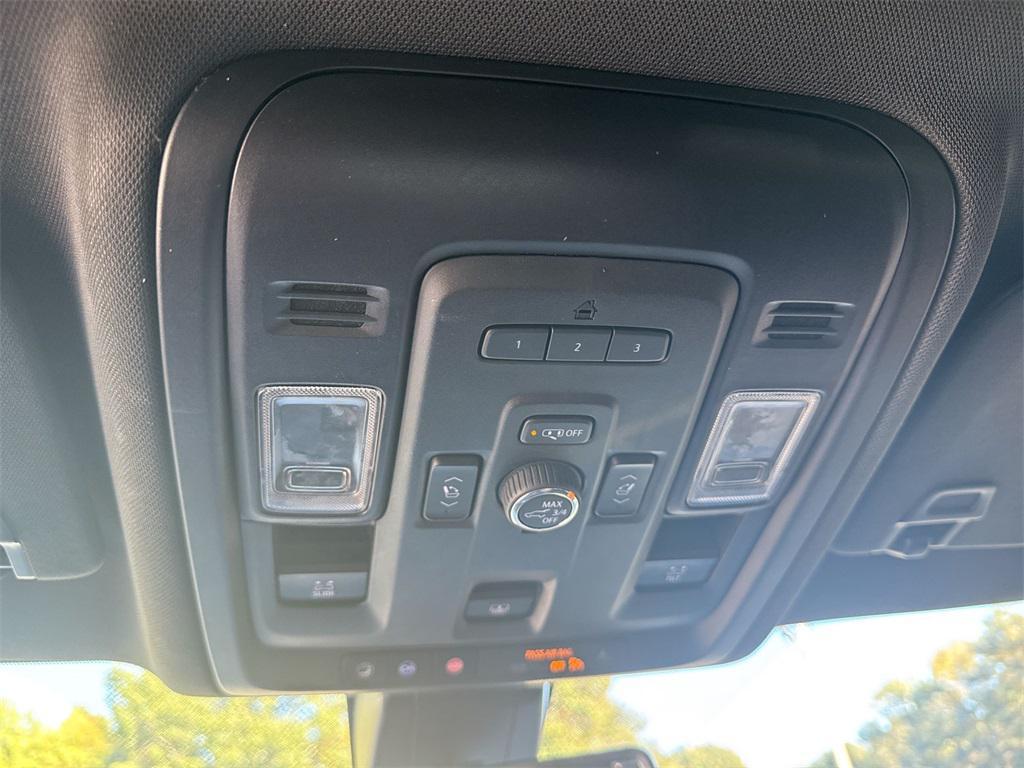 used 2021 Chevrolet Suburban car, priced at $41,444