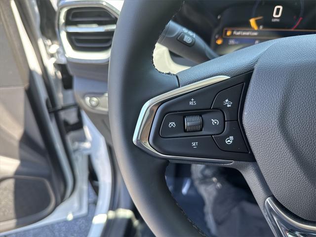 new 2025 Chevrolet TrailBlazer car, priced at $28,056