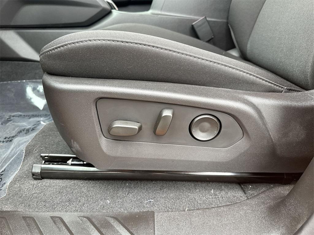 new 2025 Chevrolet Colorado car, priced at $37,776