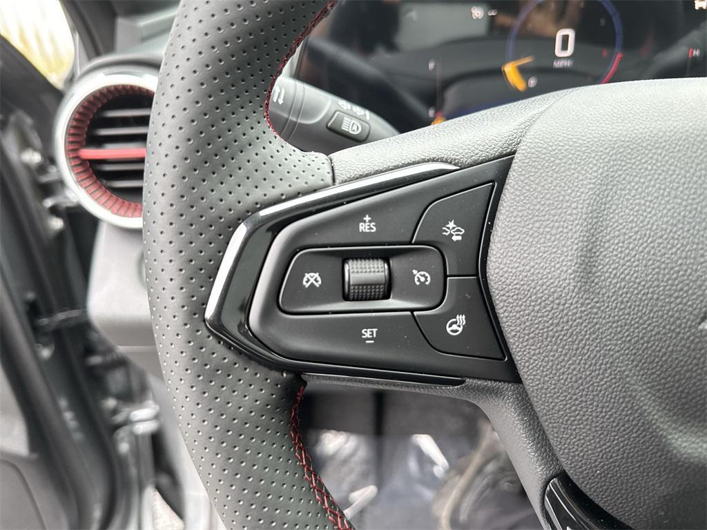 new 2025 Chevrolet Trax car, priced at $25,998