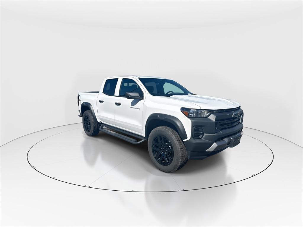 new 2025 Chevrolet Colorado car, priced at $45,228