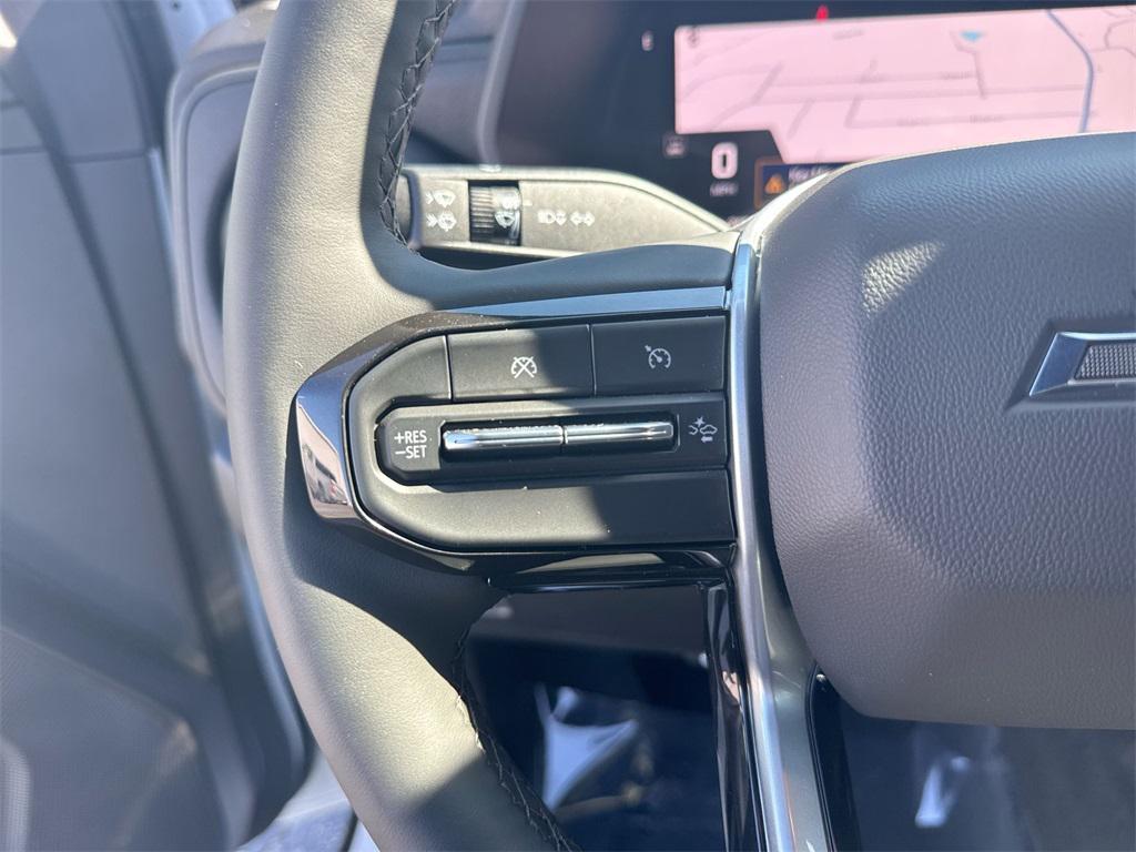 new 2025 Chevrolet Colorado car, priced at $45,228