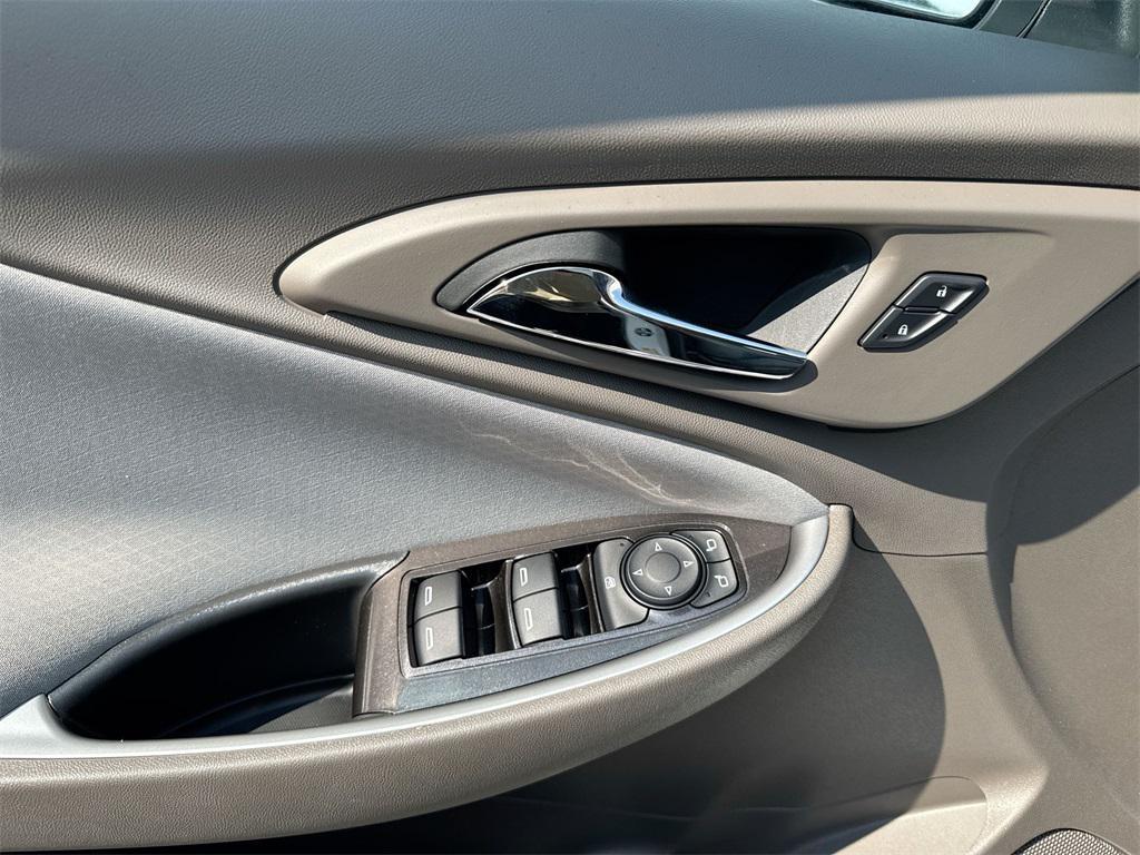 used 2024 Chevrolet Malibu car, priced at $25,795
