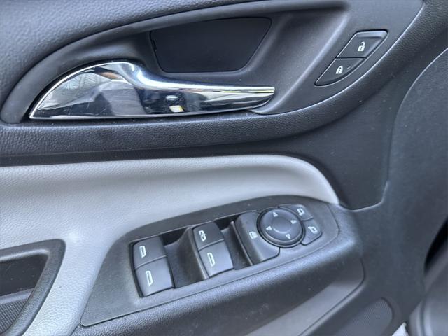 used 2023 Chevrolet Equinox car, priced at $20,691