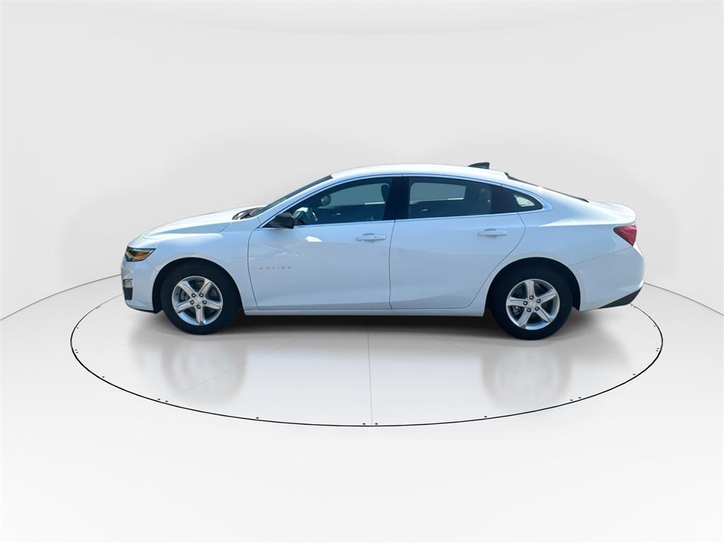 new 2024 Chevrolet Malibu car, priced at $25,795