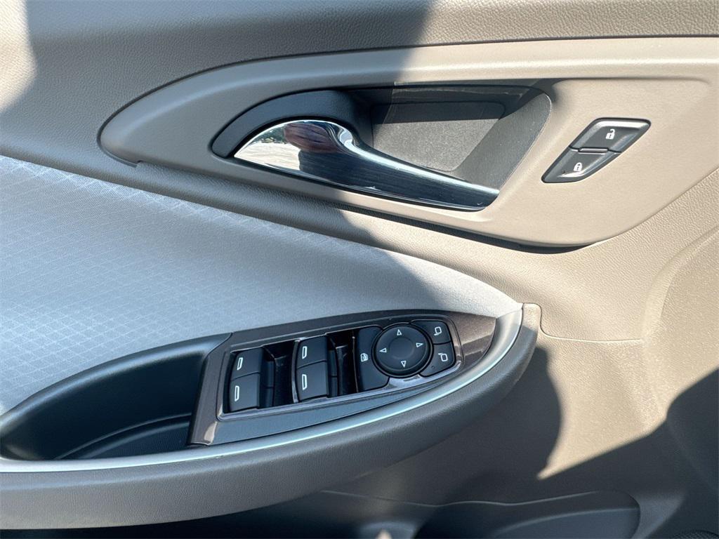 new 2024 Chevrolet Malibu car, priced at $25,795