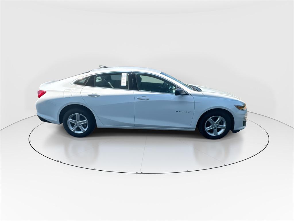new 2024 Chevrolet Malibu car, priced at $25,795