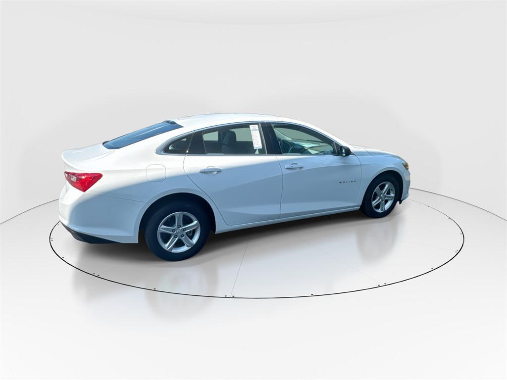 new 2024 Chevrolet Malibu car, priced at $25,795