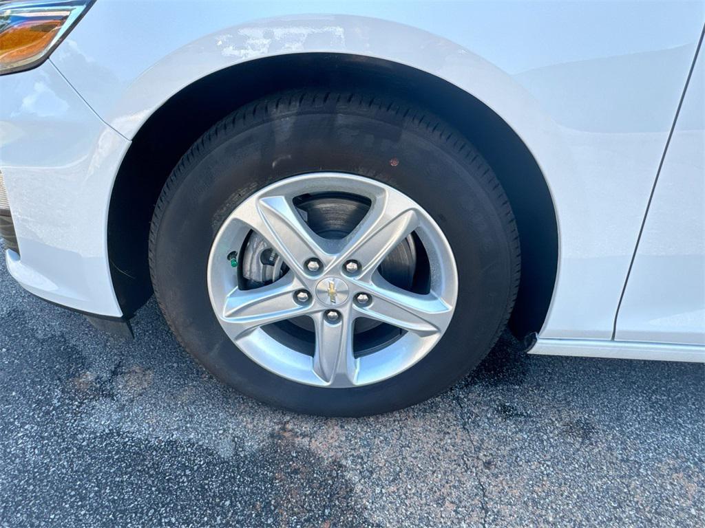 new 2024 Chevrolet Malibu car, priced at $25,795