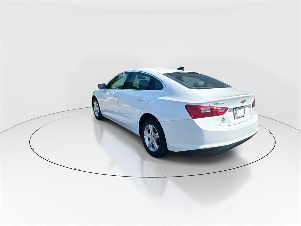 new 2024 Chevrolet Malibu car, priced at $25,795