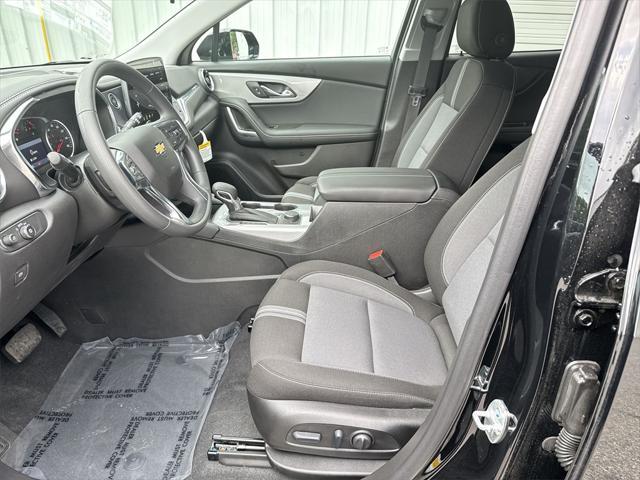new 2025 Chevrolet Blazer car, priced at $34,644