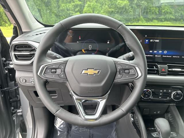 new 2025 Chevrolet TrailBlazer car, priced at $26,485