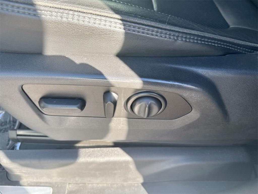 used 2021 Chevrolet Silverado 1500 car, priced at $32,847