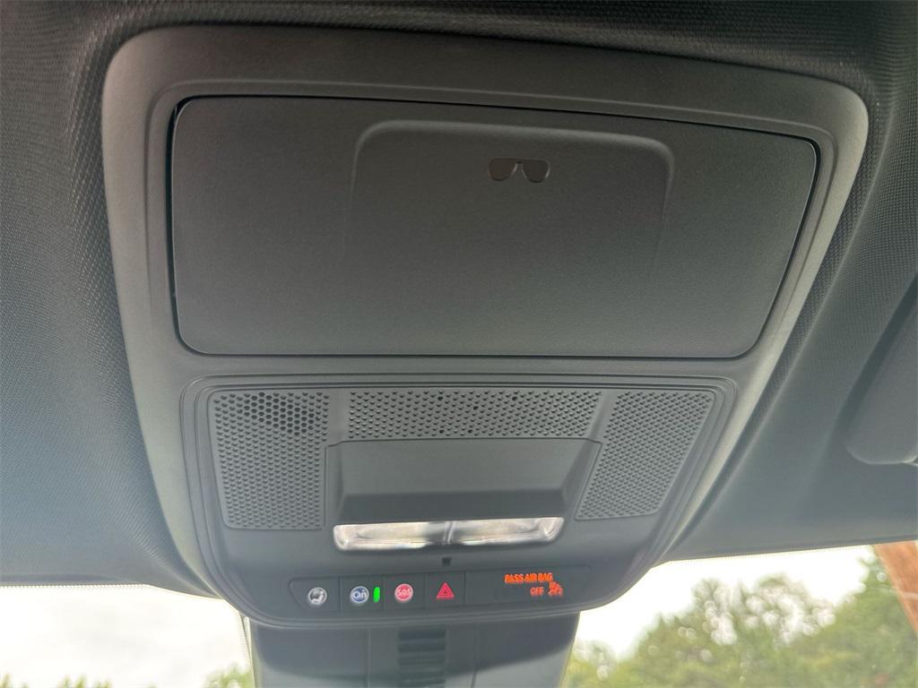 new 2026 Chevrolet Traverse car, priced at $42,695