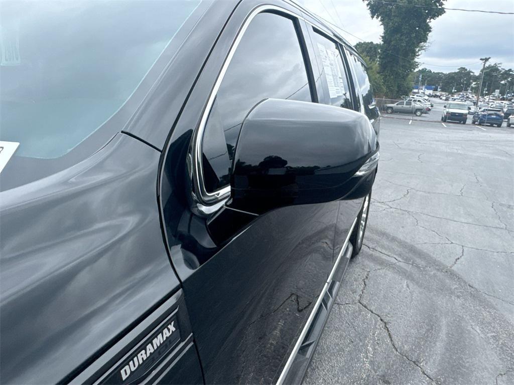 used 2023 GMC Yukon XL car, priced at $53,344