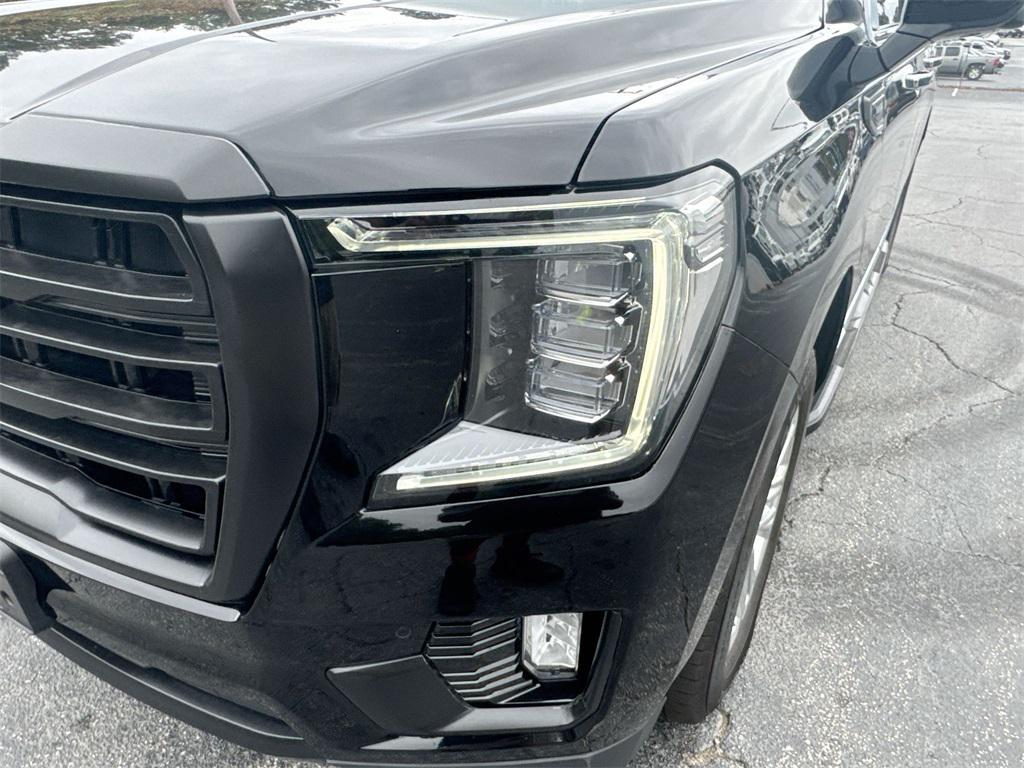 used 2023 GMC Yukon XL car, priced at $53,344