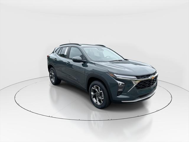 new 2025 Chevrolet Trax car, priced at $24,348