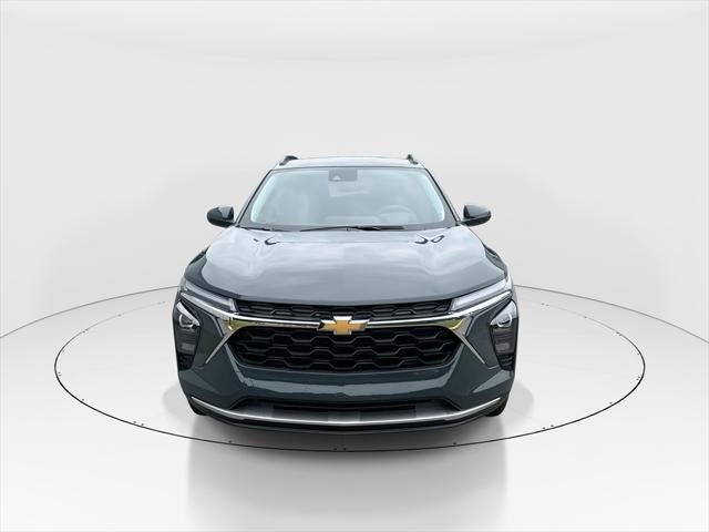 new 2025 Chevrolet Trax car, priced at $24,348