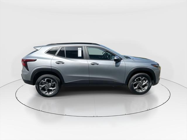 used 2024 Chevrolet Trax car, priced at $22,402