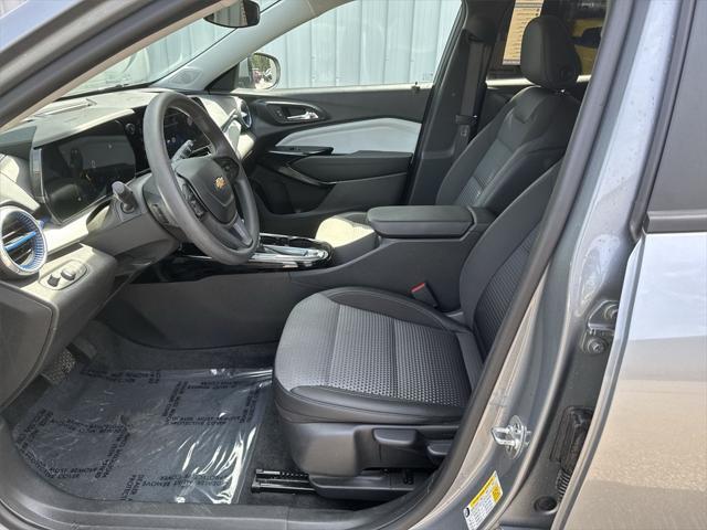 used 2024 Chevrolet Trax car, priced at $22,402