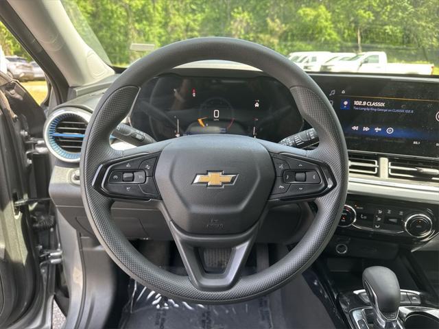 used 2024 Chevrolet Trax car, priced at $22,402