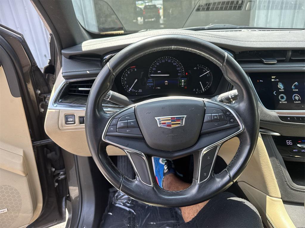 used 2019 Cadillac XT5 car, priced at $20,980
