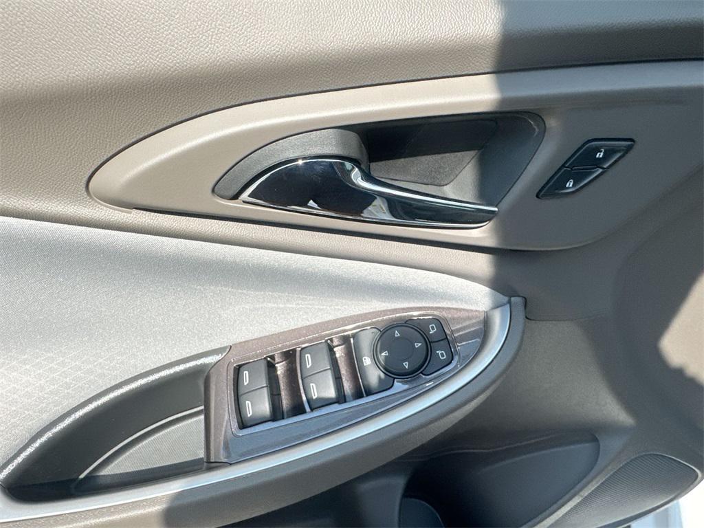 new 2024 Chevrolet Malibu car, priced at $25,795