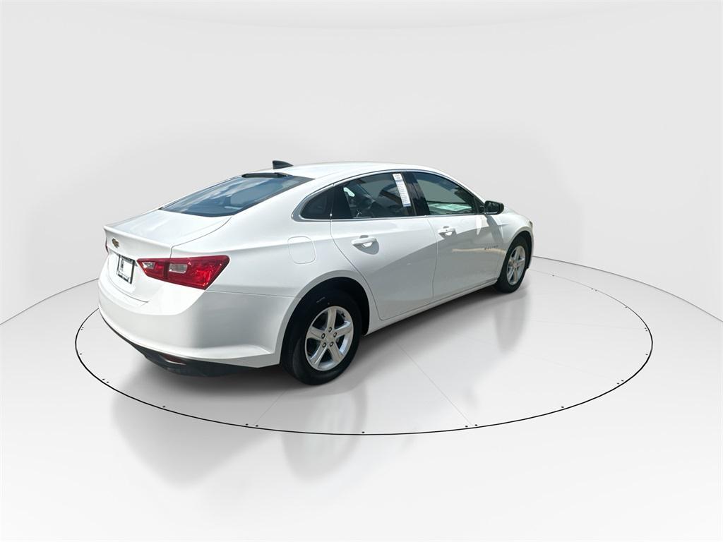 new 2024 Chevrolet Malibu car, priced at $25,795