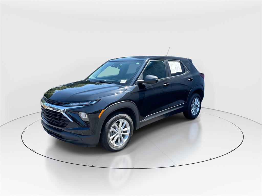 used 2024 Chevrolet TrailBlazer car, priced at $21,591