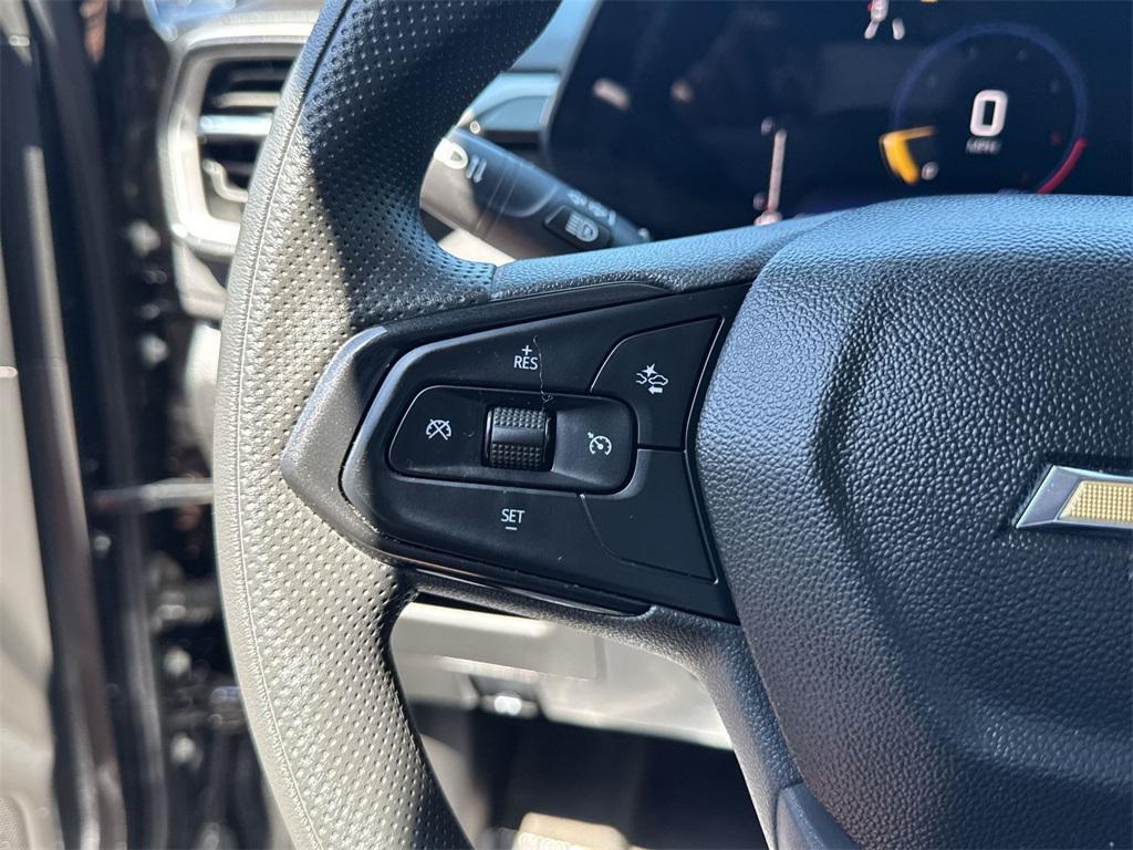 used 2024 Chevrolet TrailBlazer car, priced at $21,591