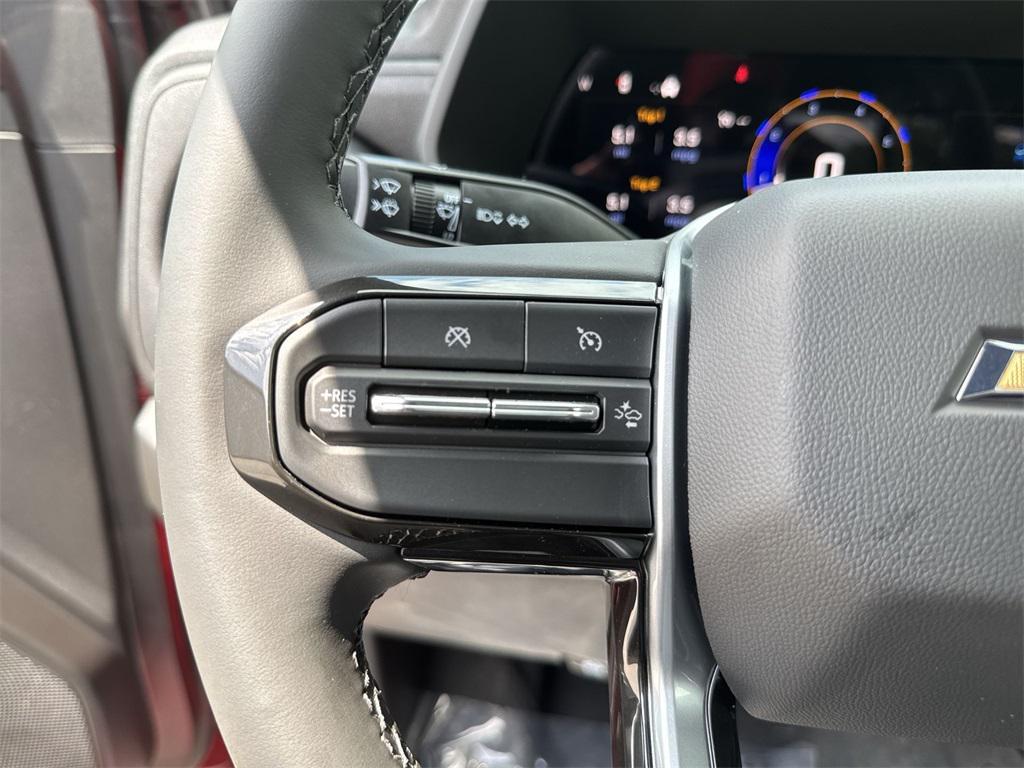 new 2025 Chevrolet Colorado car, priced at $30,675