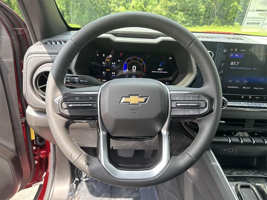 new 2025 Chevrolet Colorado car, priced at $30,675