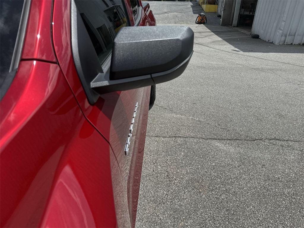 new 2025 Chevrolet Colorado car, priced at $30,675