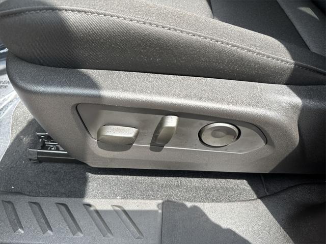 new 2025 Chevrolet Colorado car, priced at $34,178