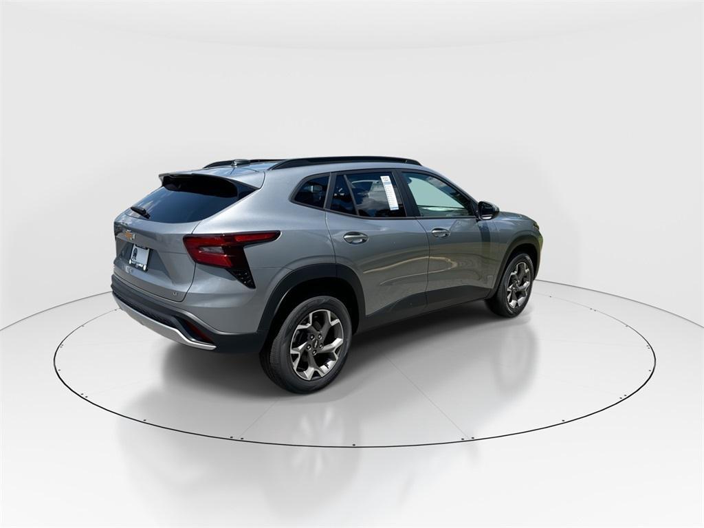 new 2025 Chevrolet Trax car, priced at $26,124