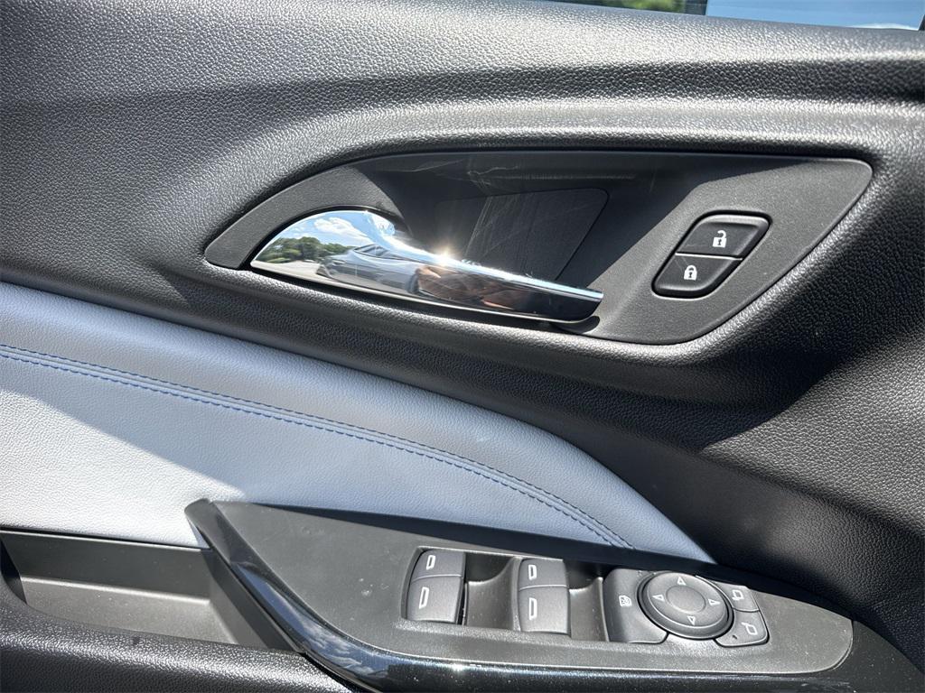 new 2025 Chevrolet Trax car, priced at $26,124