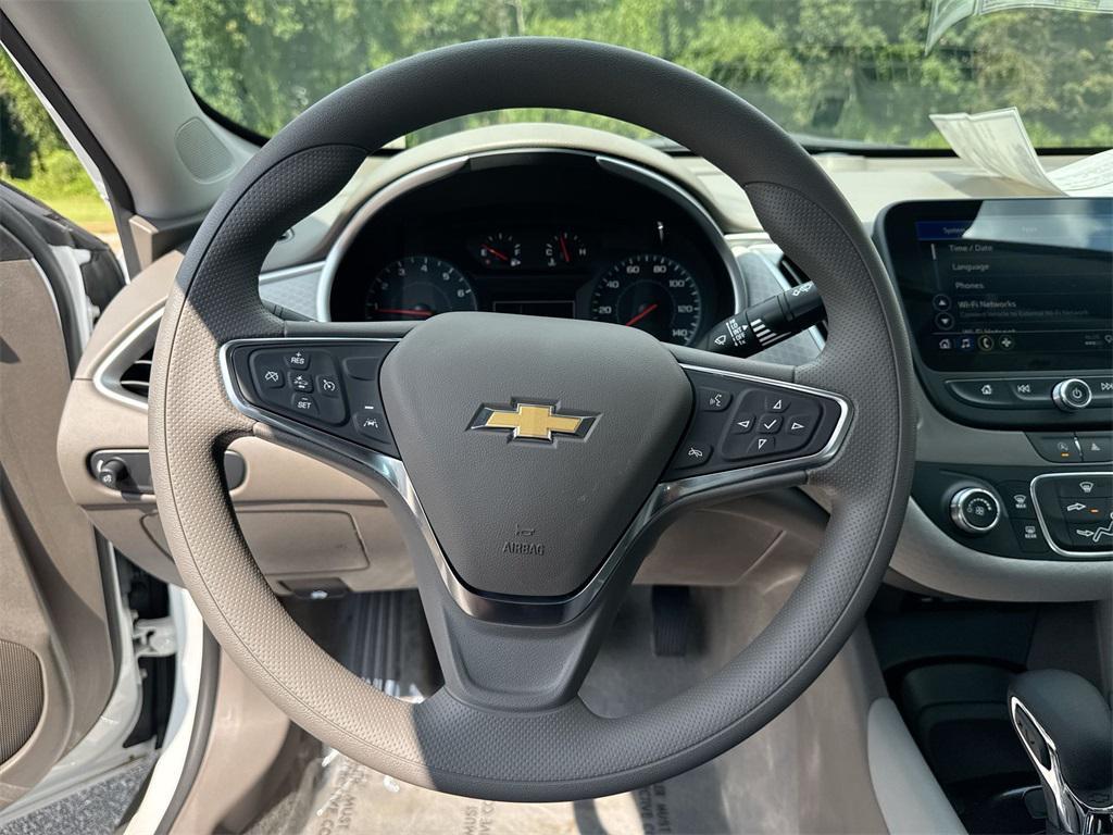 new 2024 Chevrolet Malibu car, priced at $25,795